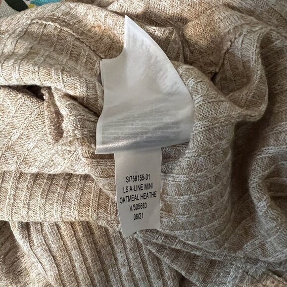 Old Navy Fit & Flare Rib-Knit Sweater Dress Size Medium Oatmeal Heather 759155 - Picture 6 of 8